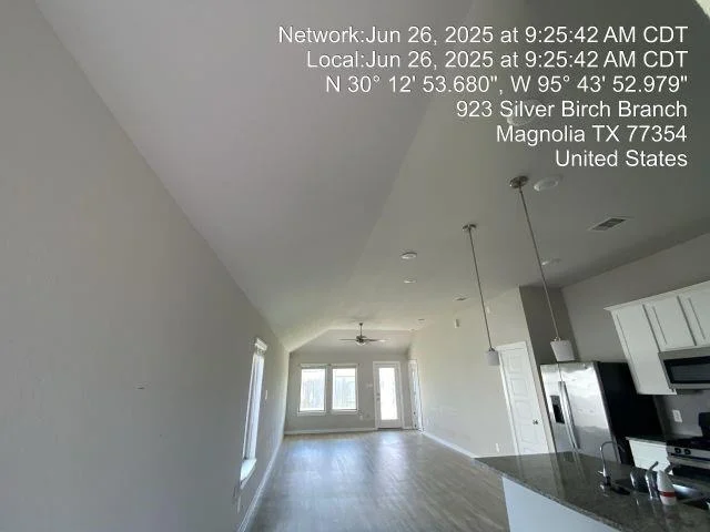Photo of 929 Silver Birch Branch Branch