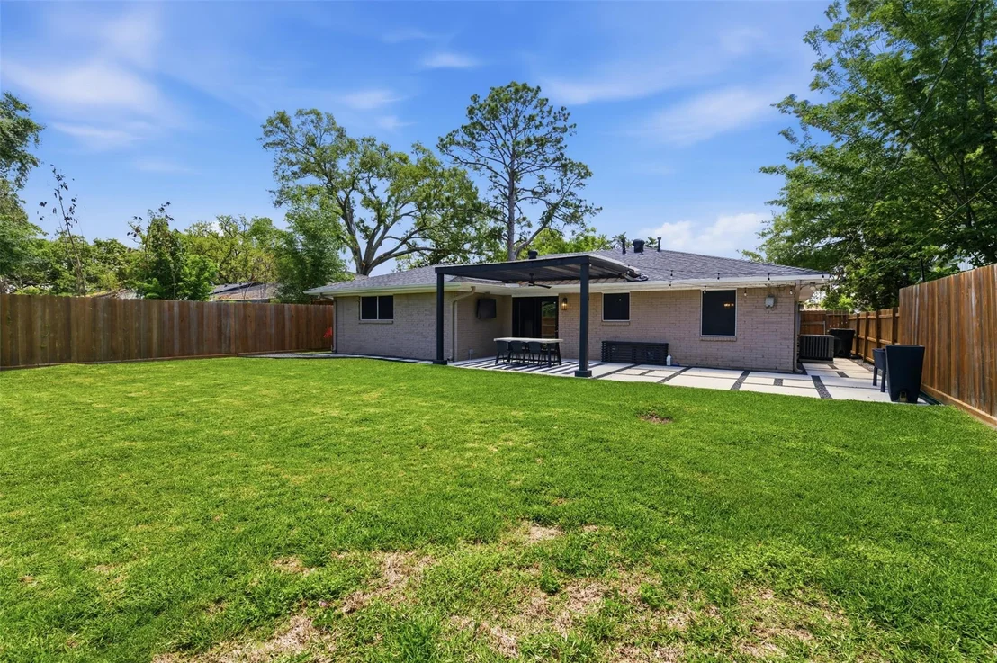 Photo of 8526 Cedel Drive