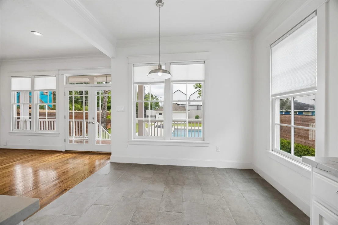 Photo of 3915 Golf Drive