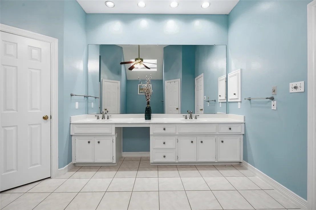 Photo of 4010 Raven River Drive