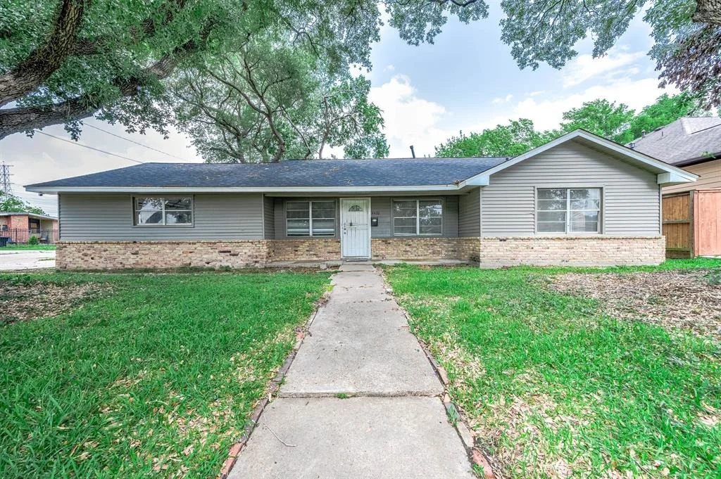 Photo of 4426 Ebbtide Drive