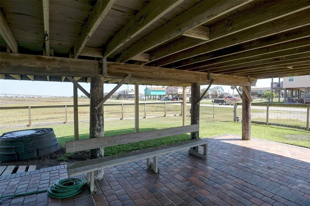 Photo of 814 Monument Drive