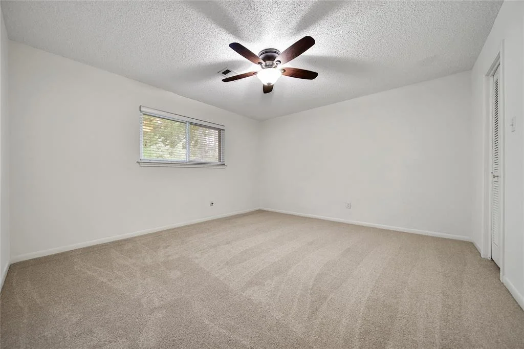 Photo of 19431 Joanleigh Drive