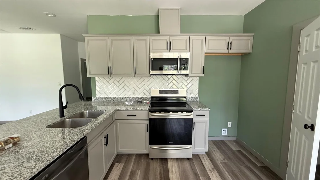 Photo of 10428 Royal Adrian Drive