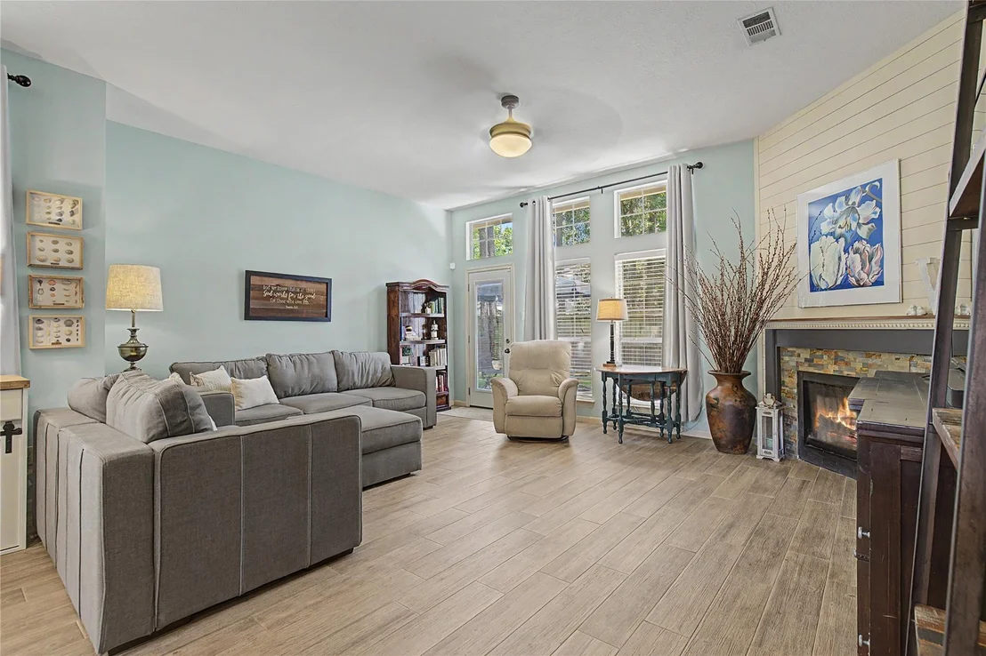 Photo of 59 Laughing Brook Court