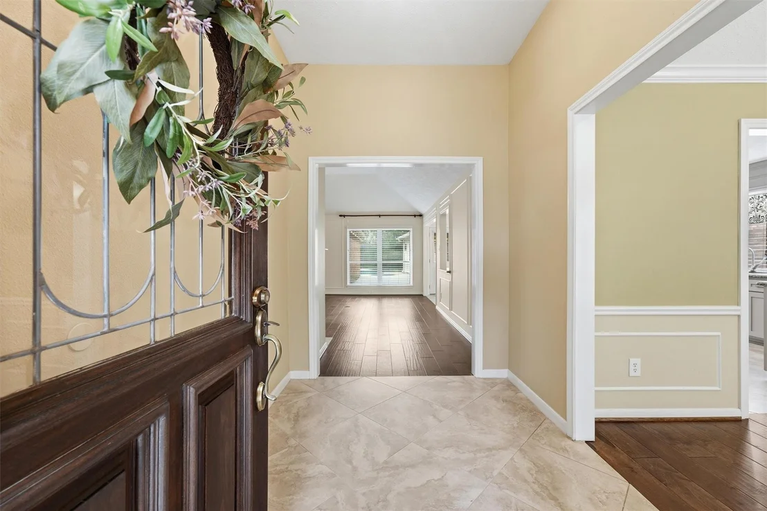 Photo of 15718 Echo Lodge Drive