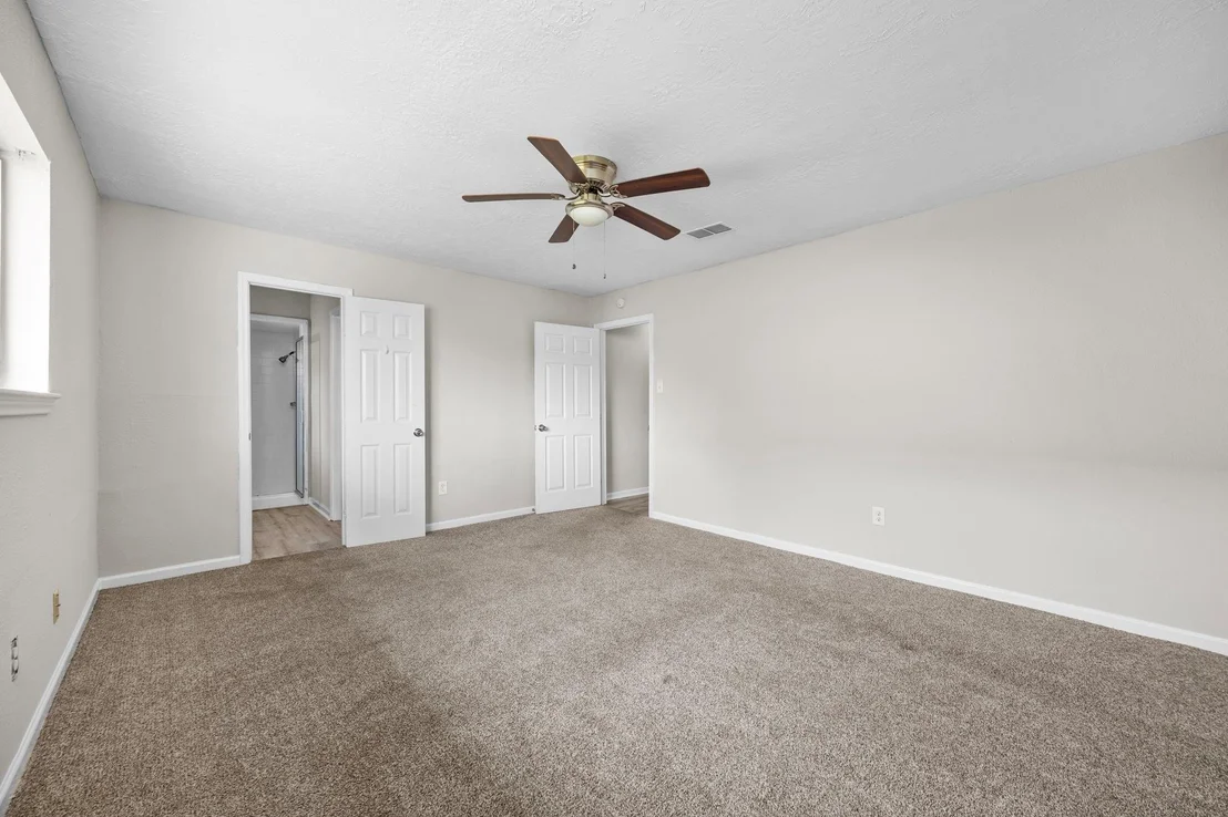 Photo of 16523 Loch Maree Lane