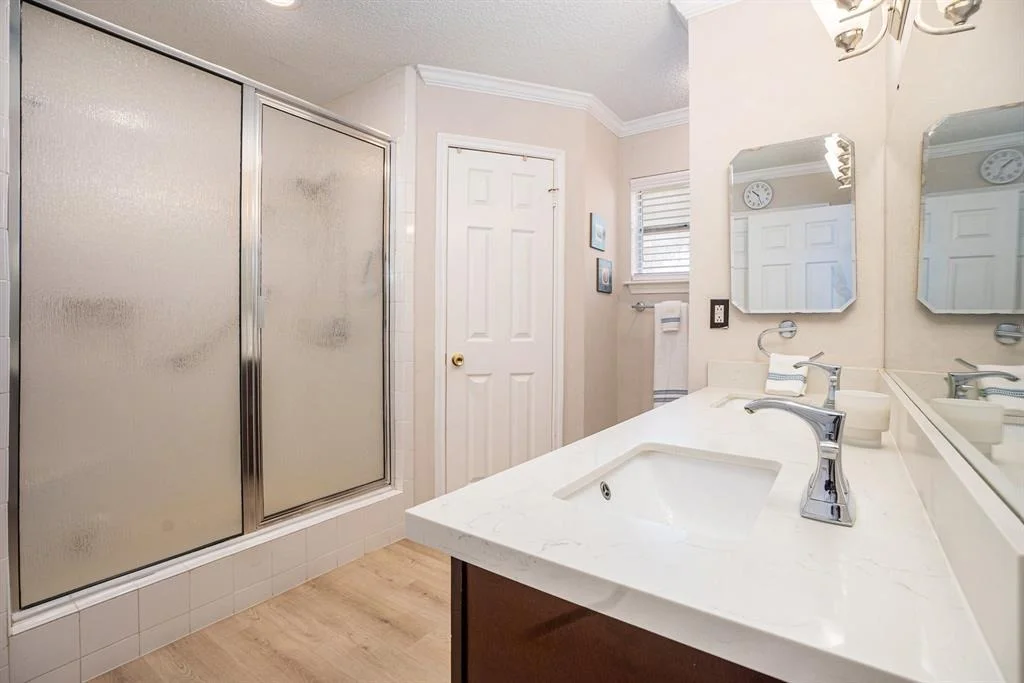 Photo of 910 Postwood Lane