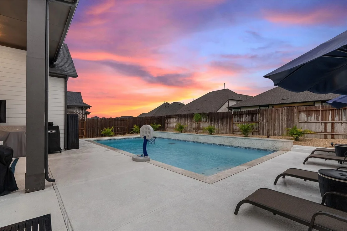 Photo of 323 Blue River Trail