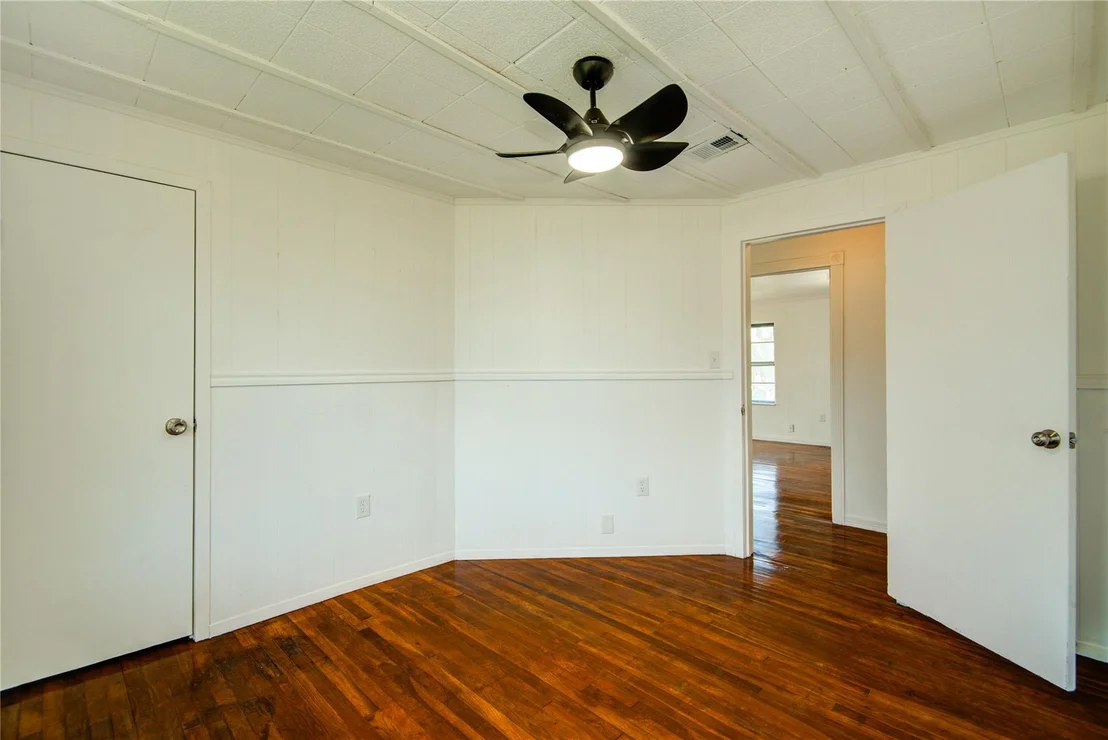 Photo of 200 Riley Road
