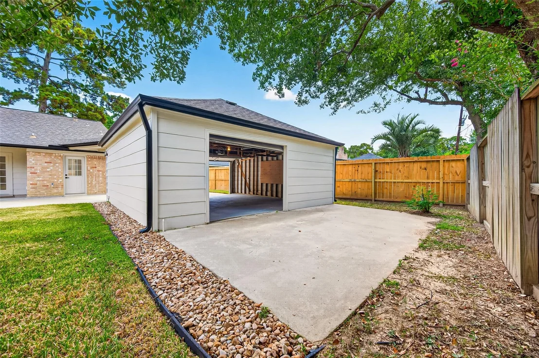 Photo of 15402 Ripplestream Street