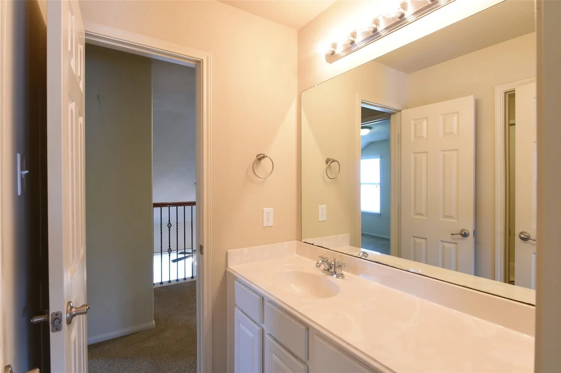 Photo of 118 E Lasting Spring Circle