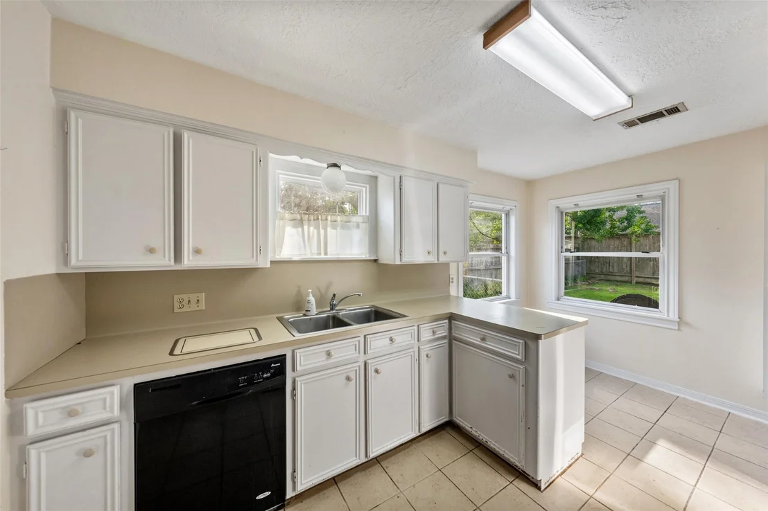 Photo of 1034 Lamonte Lane