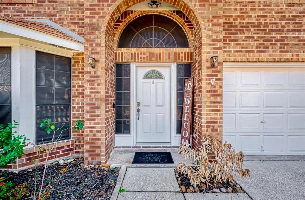 Photo of 16107 Lakestone Drive
