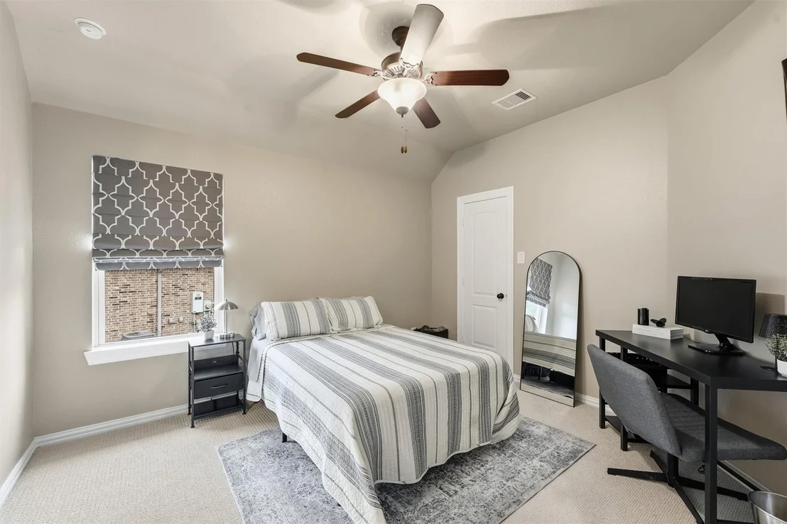 Photo of 210 Fox Squirrel Court