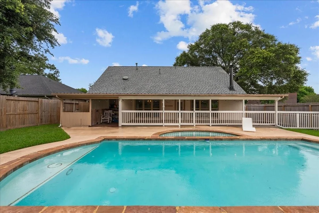 Photo of 423 Starborrough Drive
