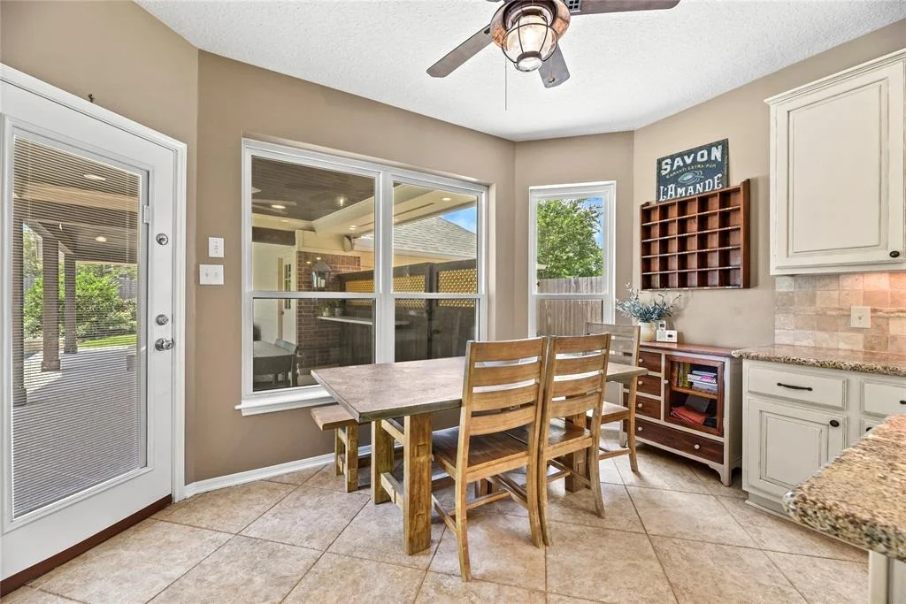 Photo of 1310 Blackthorne Drive