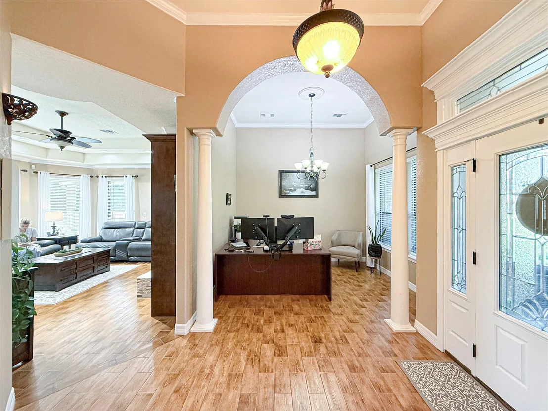 Photo of 807 Mill Road