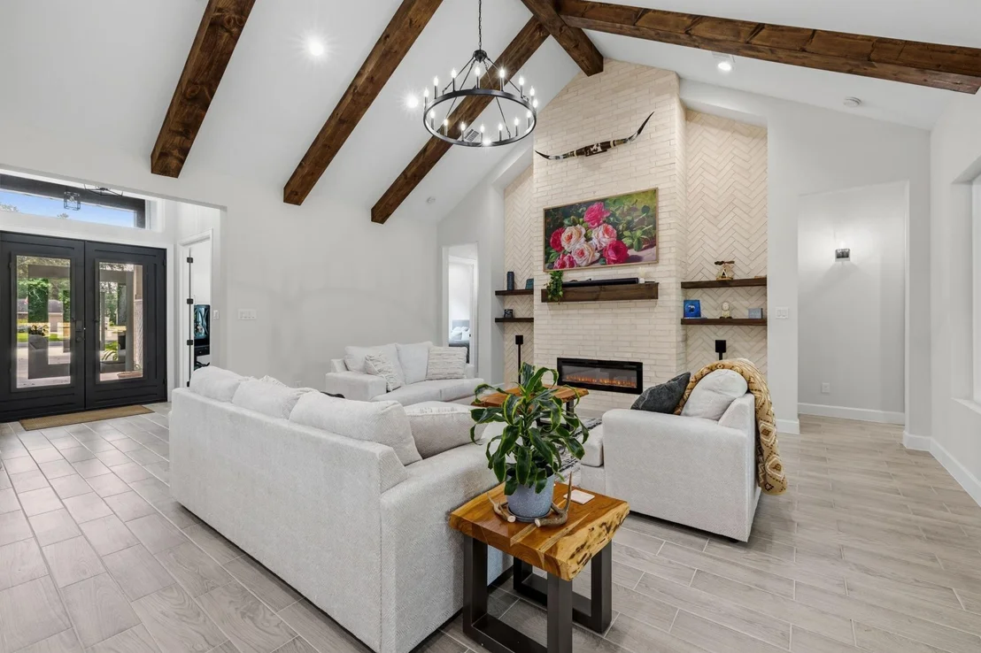 Photo of 2439 Centurian Circle