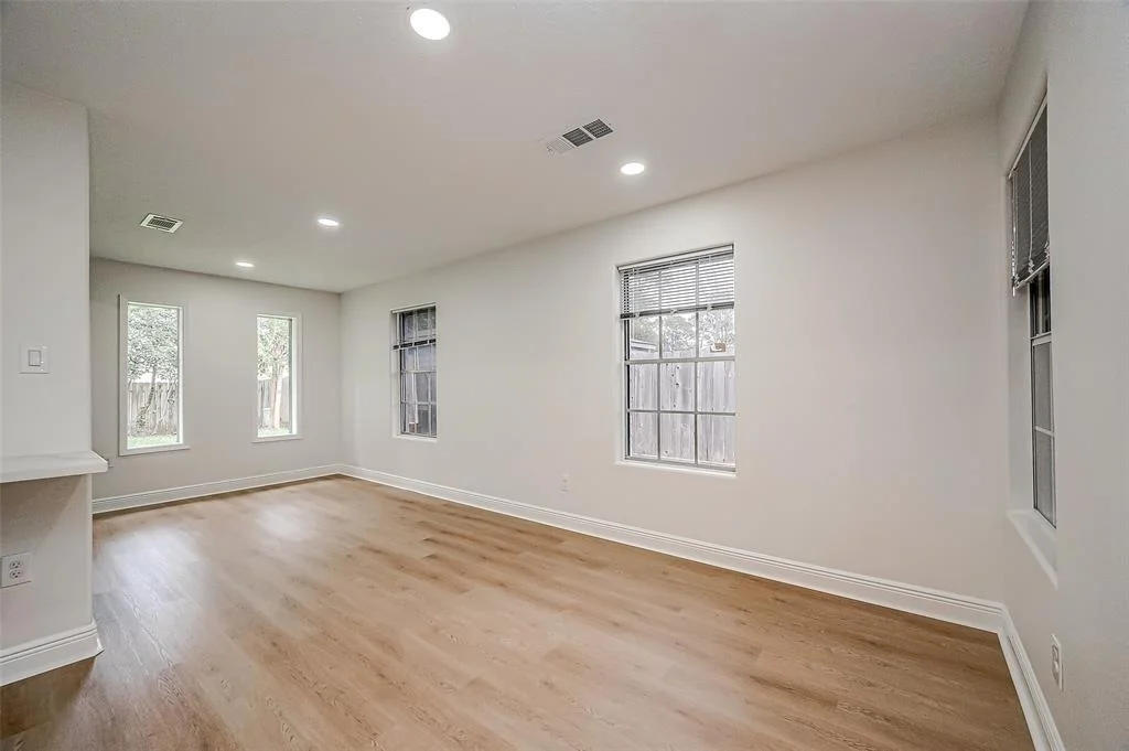 Photo of 12514 Whittington