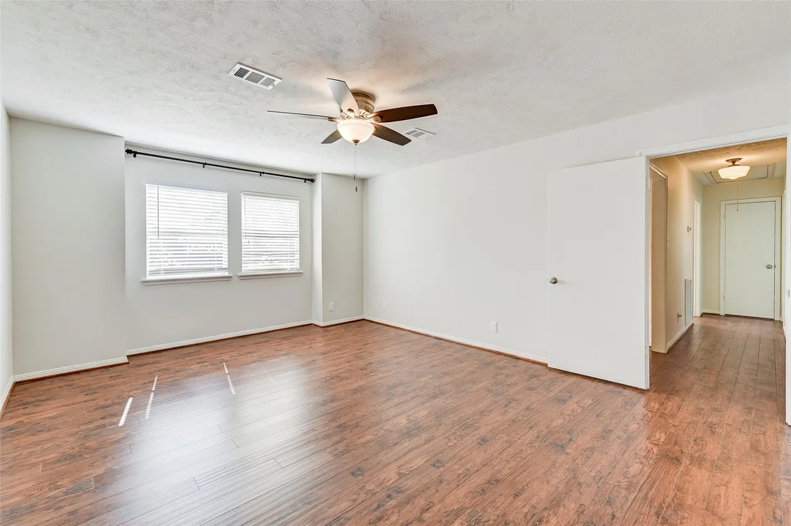 Photo of 16339 Clearcrest Drive