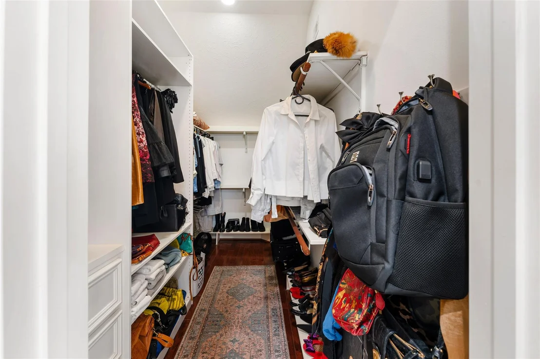 Photo of 415 W 8th Street