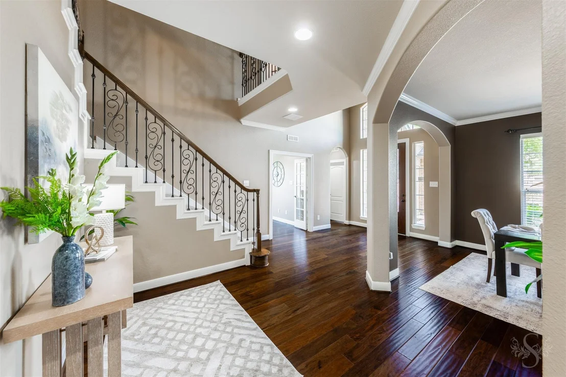 Photo of 28003 Nobbe Hollow Drive