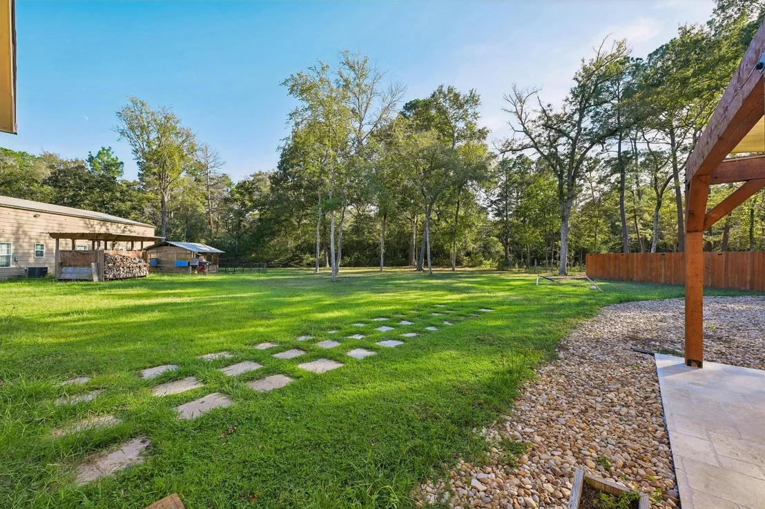 Photo of 33135 Willow Bend Road