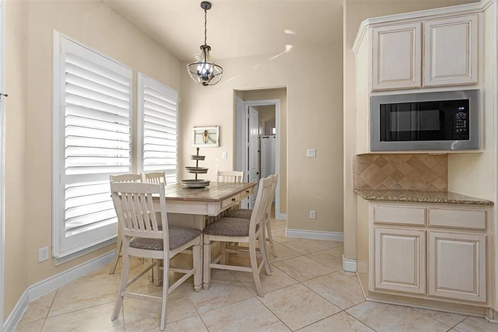 Photo of 40393 Mostyn Drive