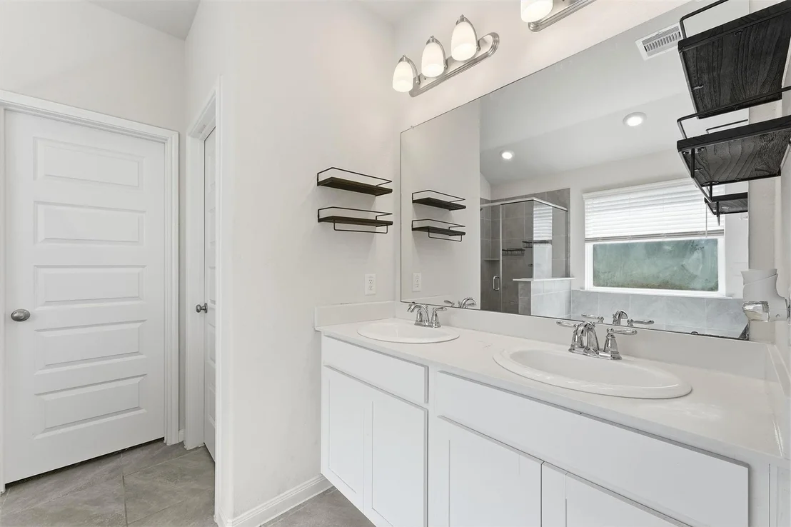 Photo of 1007 Modesto Drive
