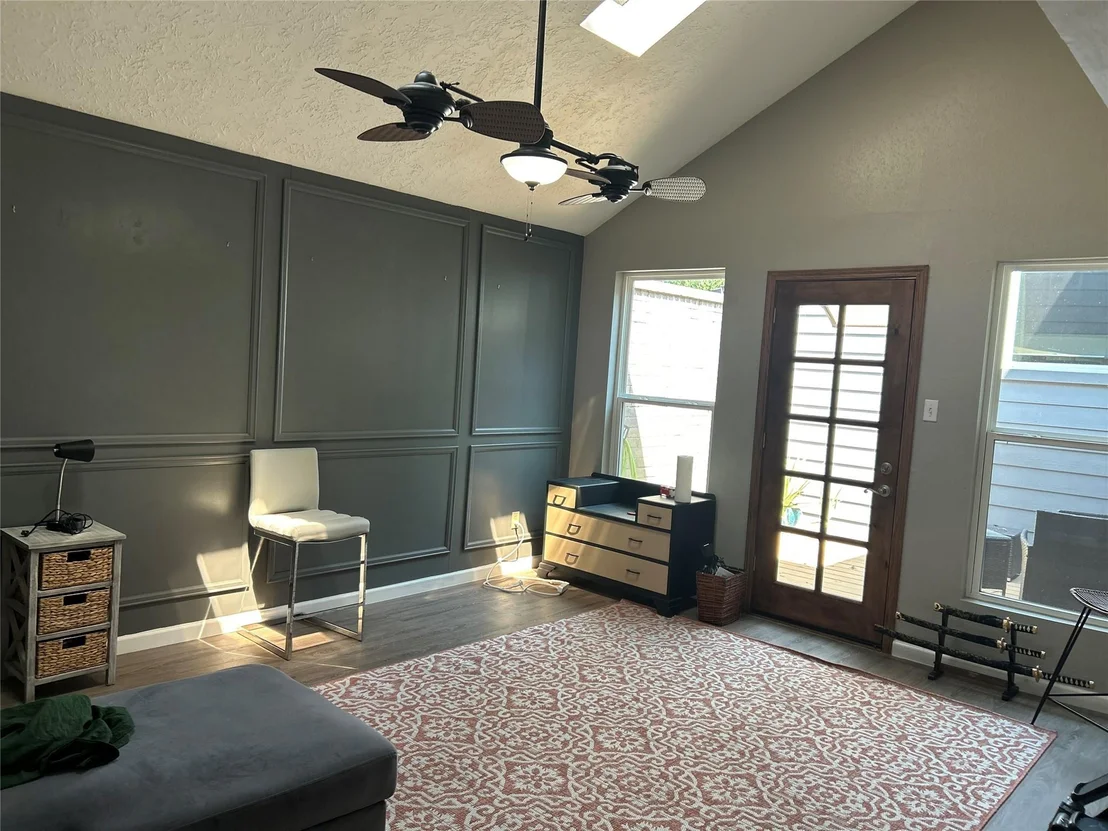 Photo of 1406 Rushworth Drive