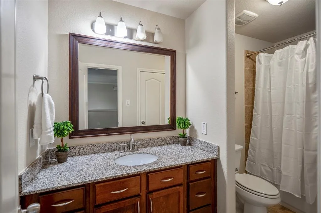 Photo of 4618 Oak Laurel Lane