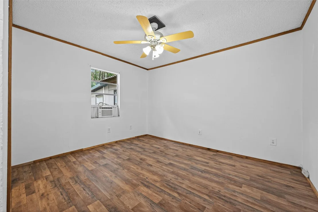 Photo of 450 Dove Creek Dr