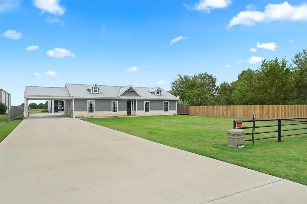 Photo of 4162 Windsock Lane