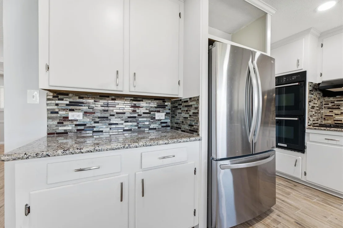 Photo of 9766 Westview Drive