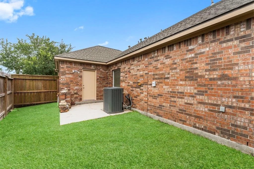 Photo of 31820 Forest Oak Lane