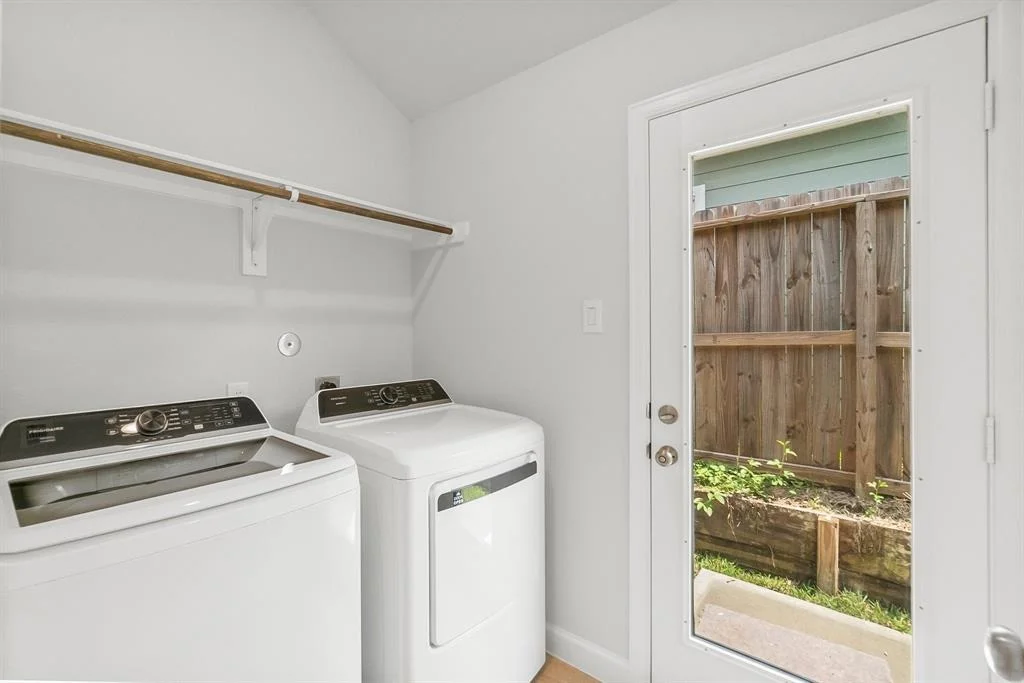 Photo of 16955 Balmoral