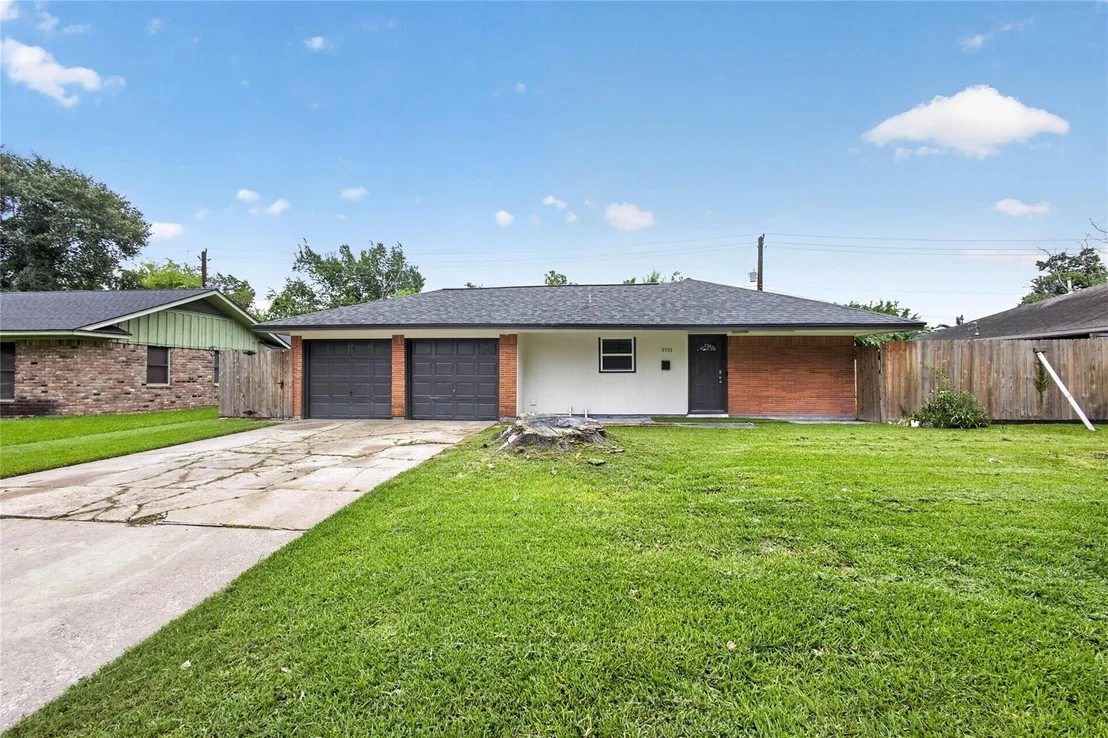 Photo of 8733 Lugary Drive