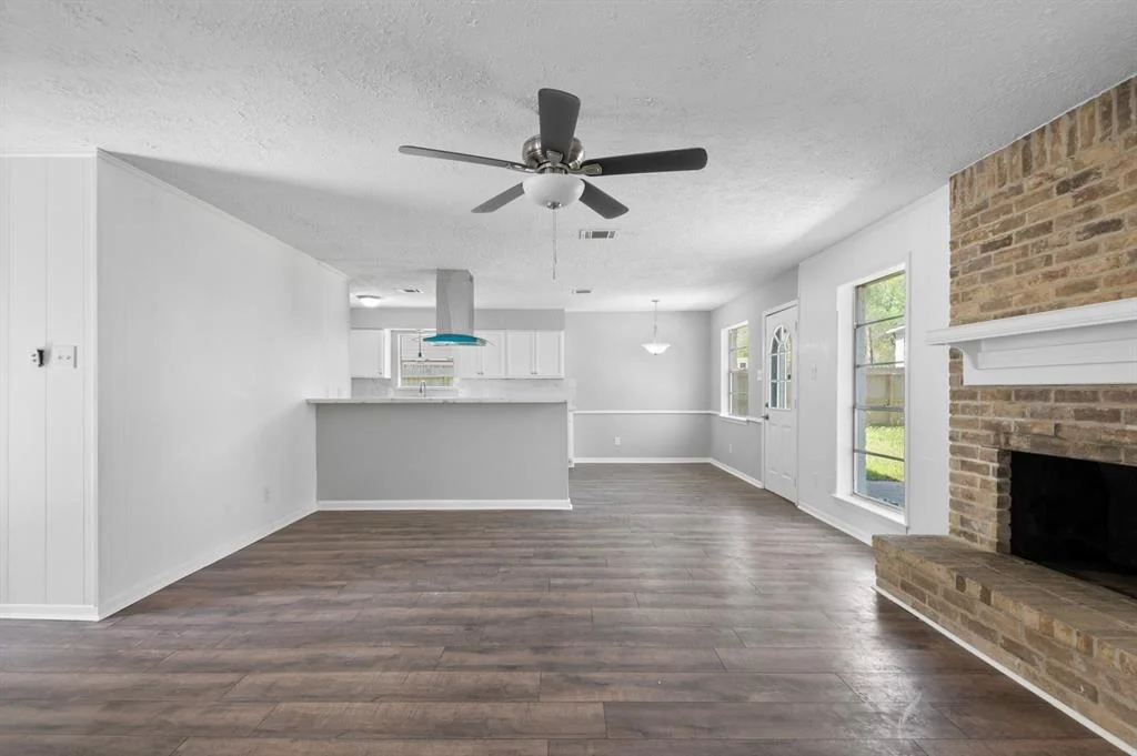 Photo of 23838 English Oak Drive