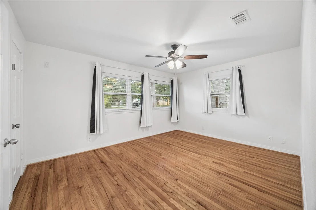Photo of 2017 Shadowdale Dr