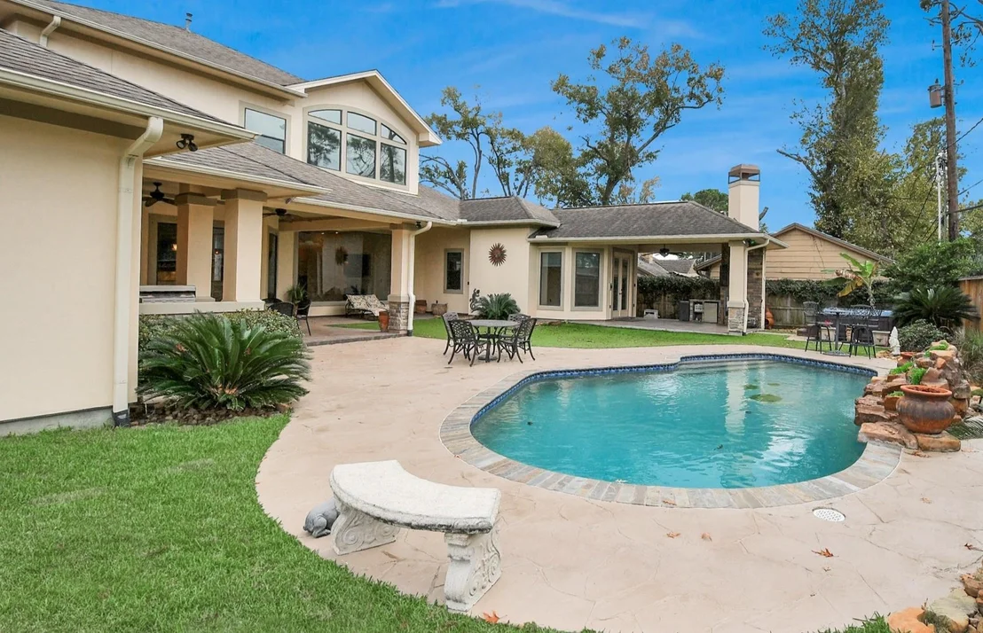 Photo of 1611 Lynnview Drive