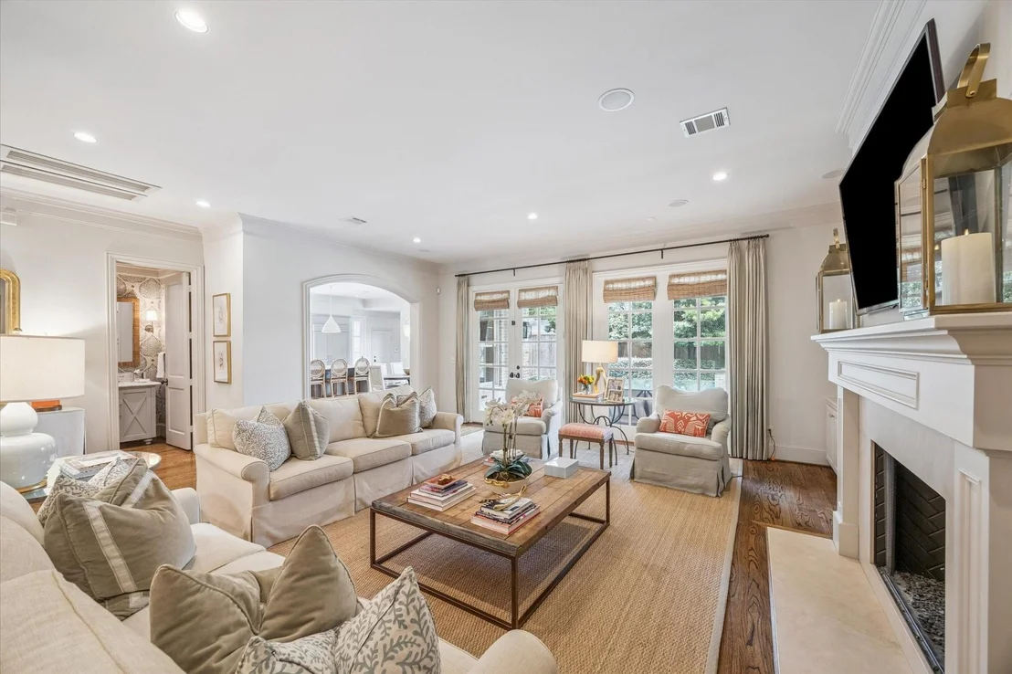 Photo of 6236 Doliver Drive