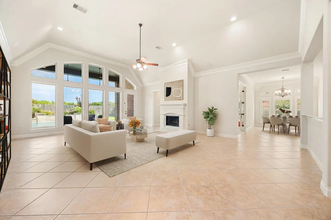 Photo of 2203 Draycutt Drive