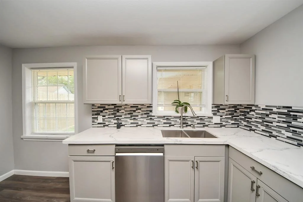 Photo of 3111 Tanglebriar Drive