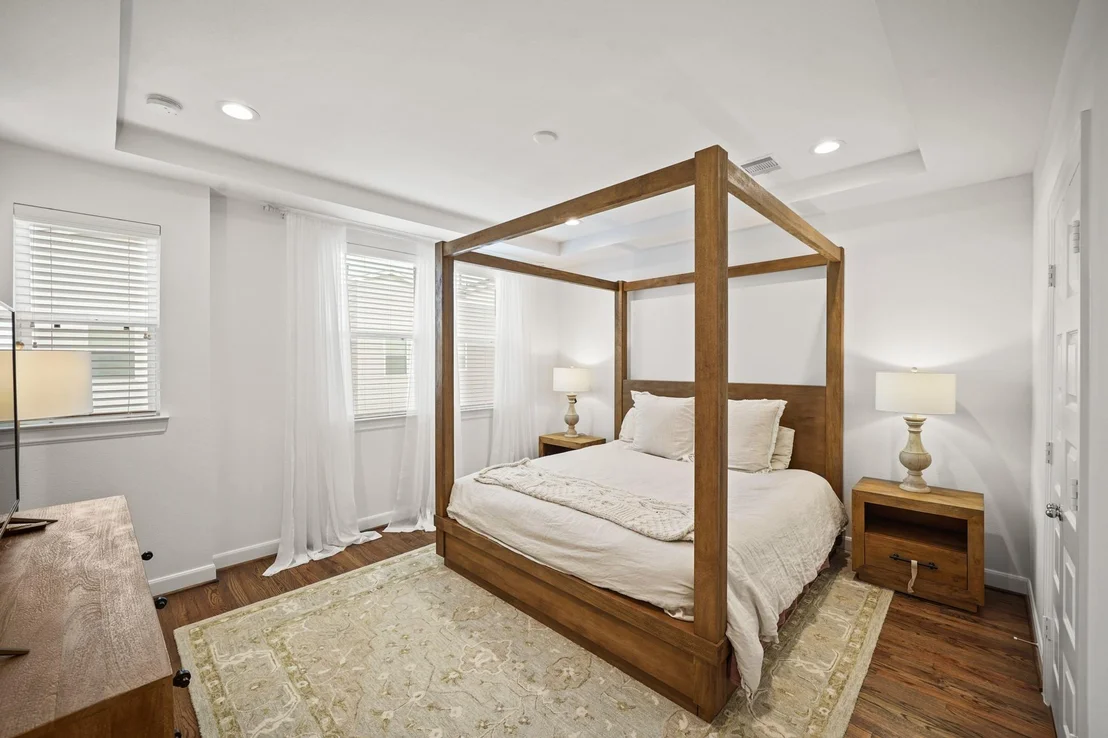 Photo of 2709 Clinton Drive