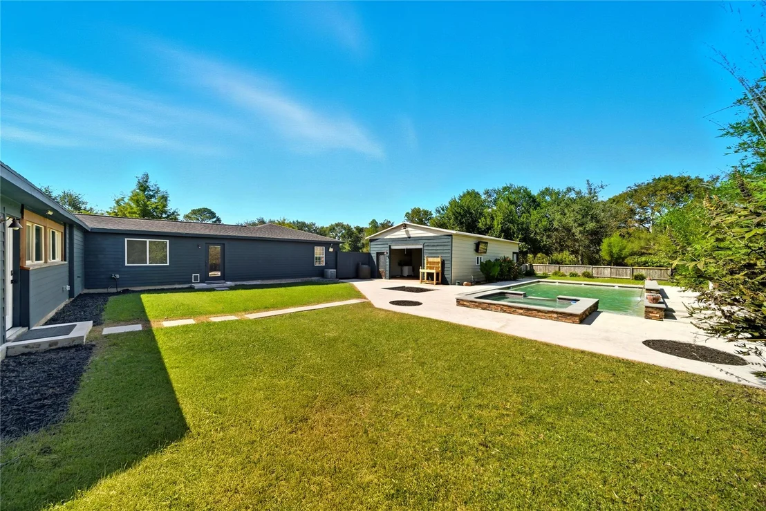 Photo of 9108 Kings Drive