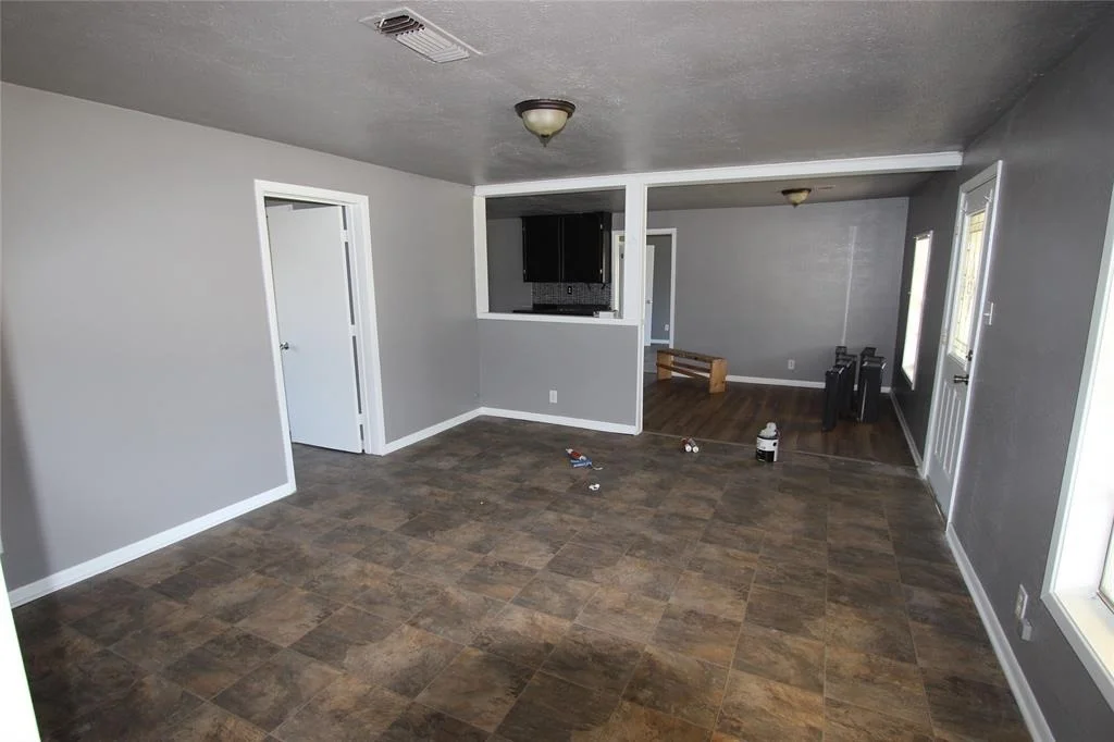 Photo of 302 S 3rd Street