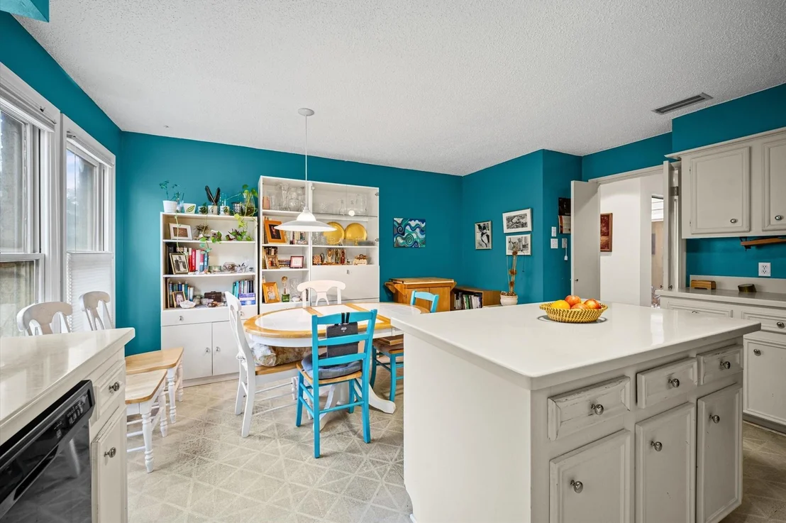 Photo of 1034 Coachlight Drive