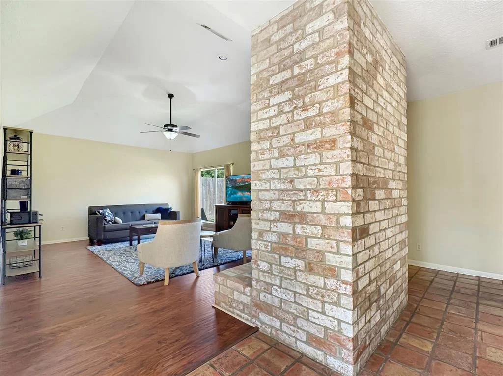 Photo of 10922 Lasso Lane