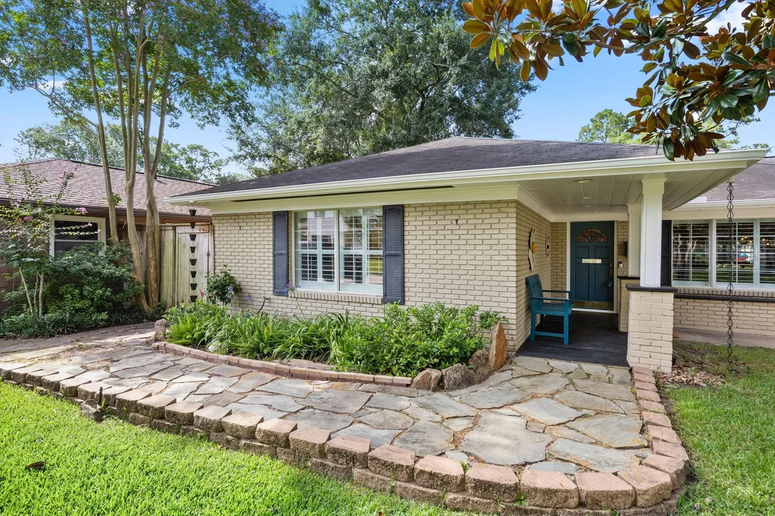 Photo of 8313 Cedarbrake Drive